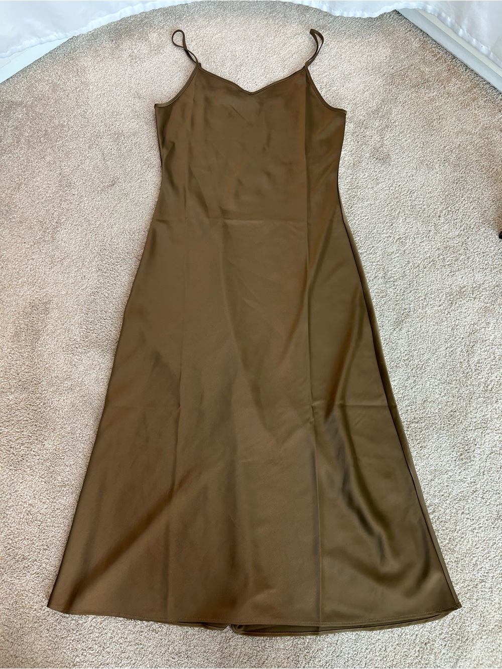 House of Harlow 1960 Khaki brown Satin Slip Dress maxi V-neck classy Sz M NWOT - Picture 5 of 13
